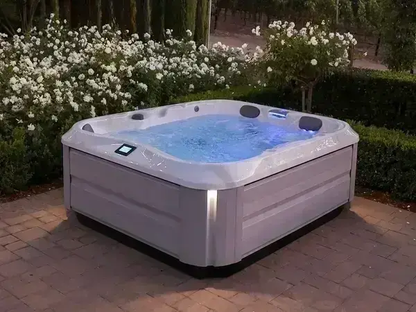 Expert Hot Tubs & Spas in West Kelowna for Better Backyard Living